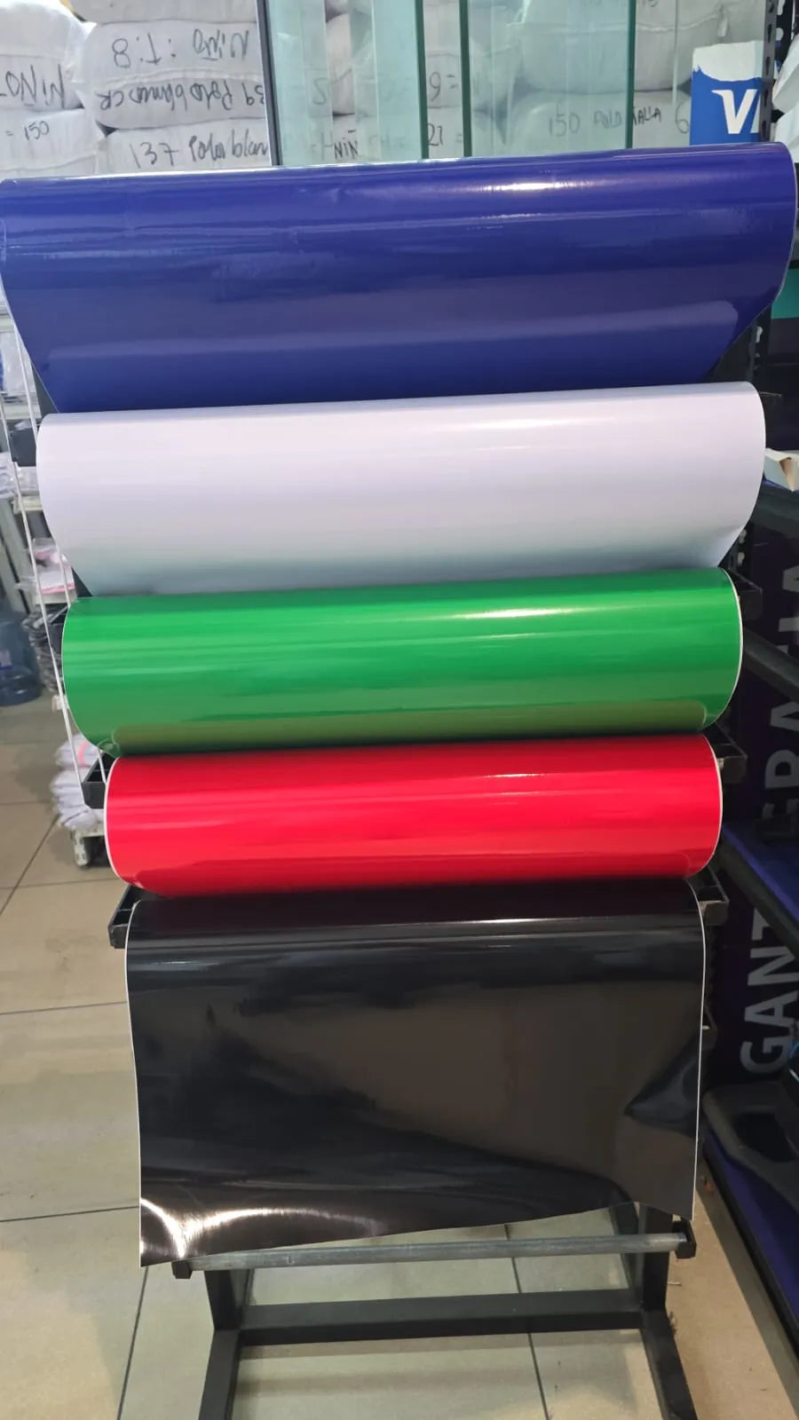 Vinil adhesivo color rojo 50cm ancho para Plotter de corte