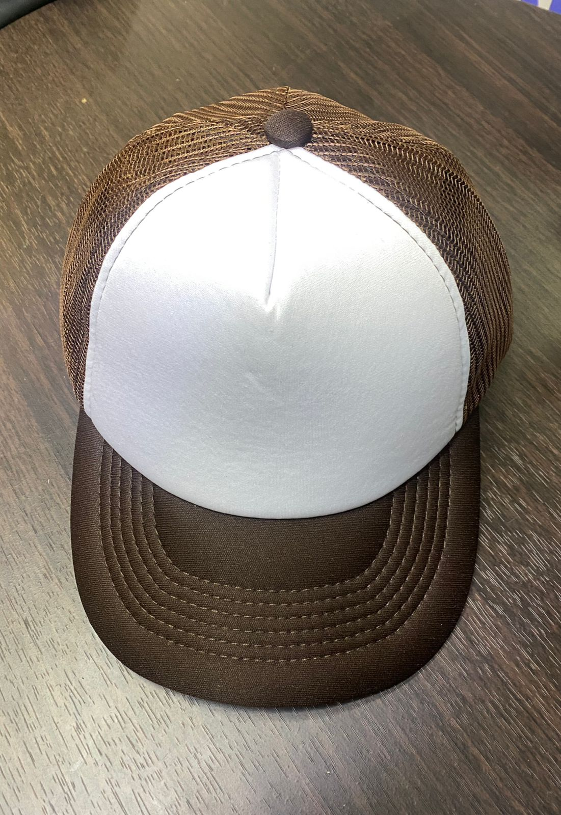 Gorras Adulto Sublimable Imprimible (MALLA y VISERA COLOR CON FRENTE BLANCA)