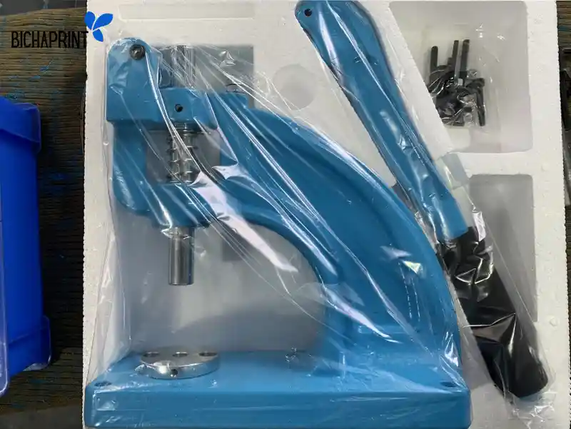 Hand Press Eyelet Machine